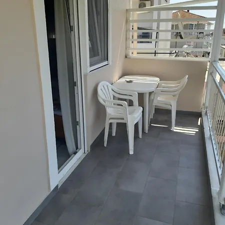 Apartment Metaxa